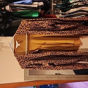 Long sleeve cheetah print cardigan